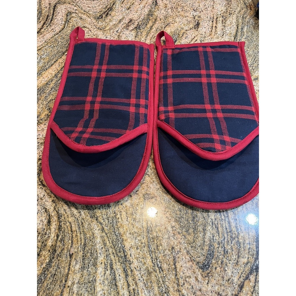 Oven Mitts 2 Heat Resist Gloves Quilted Cotton Lining IKEA Vinter Red & Blue